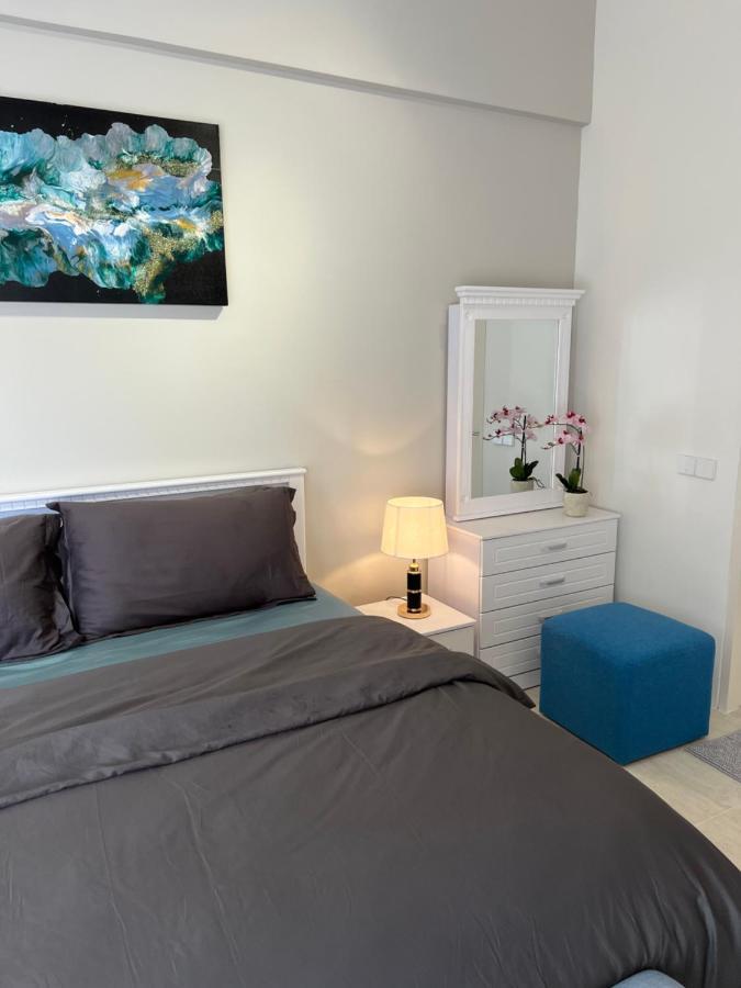 By The Sea Beachfront Designer Suites Penang - Managed By Art Of Tree Batu Ferringhi Exterior foto