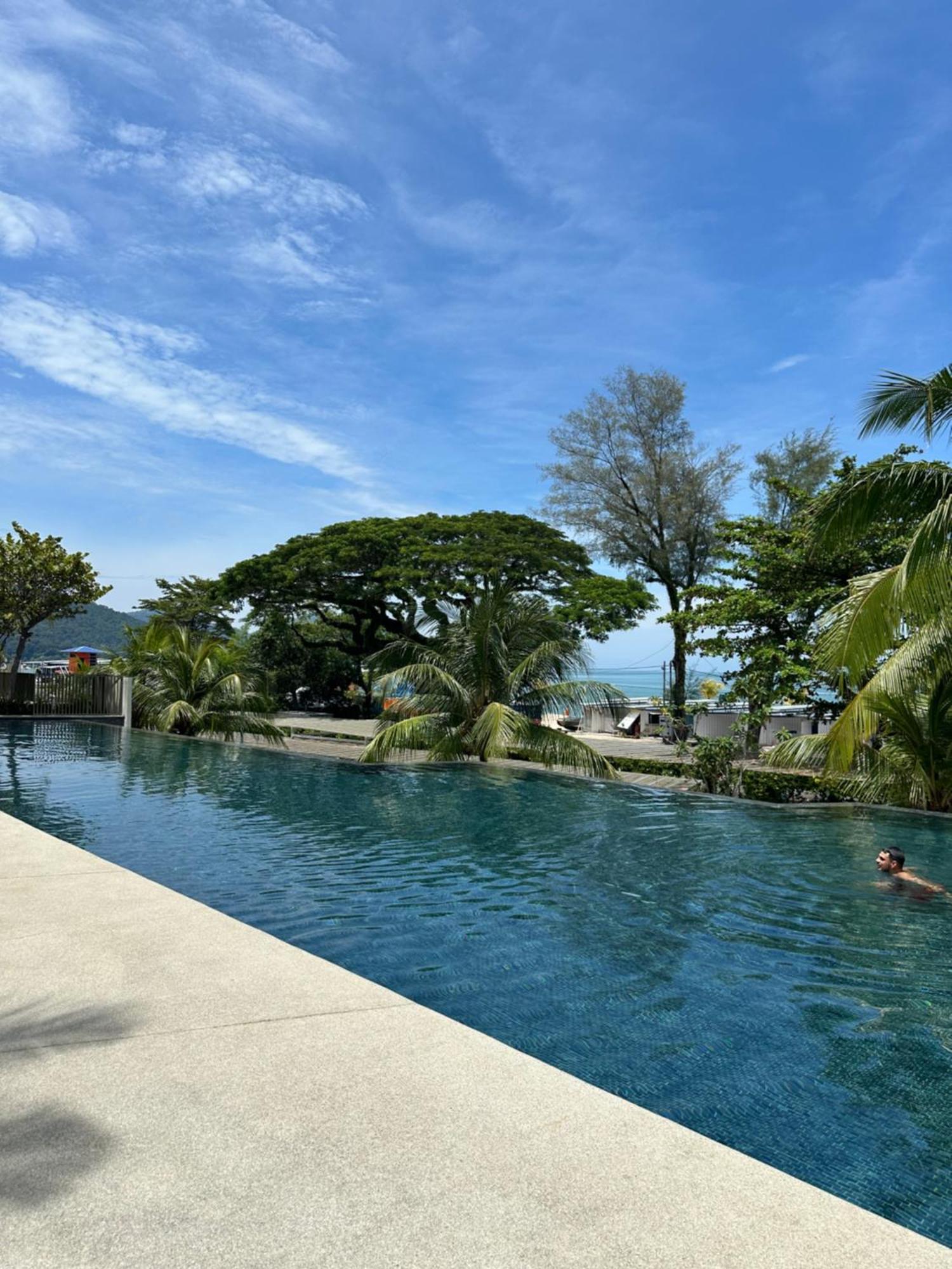 By The Sea Beachfront Designer Suites Penang - Managed By Art Of Tree Batu Ferringhi Exterior foto